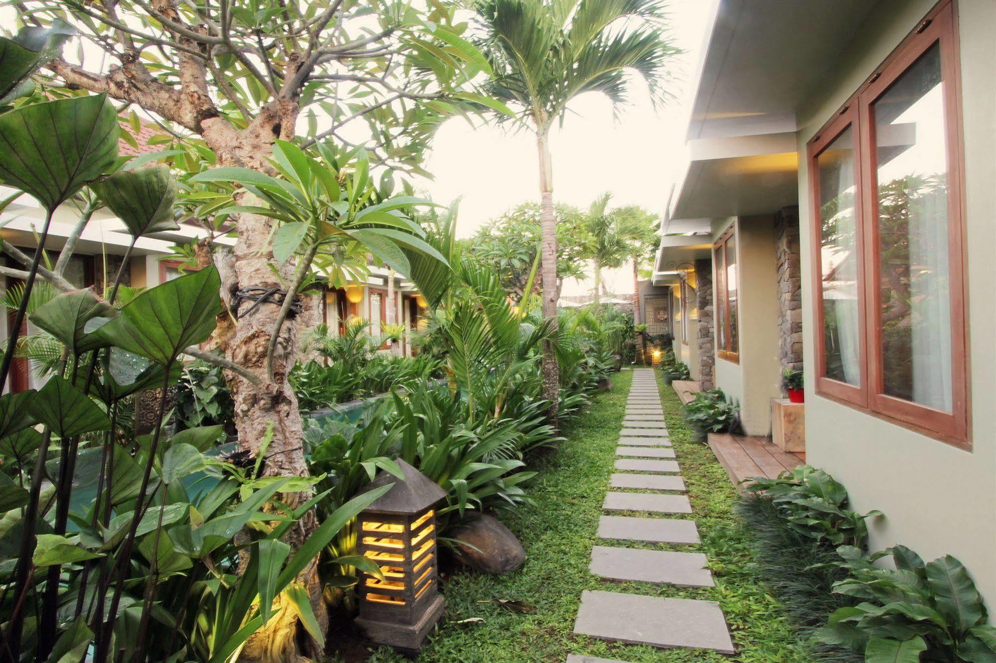 Hotel Uma Karan Kuta Lombok Exteriér fotografie